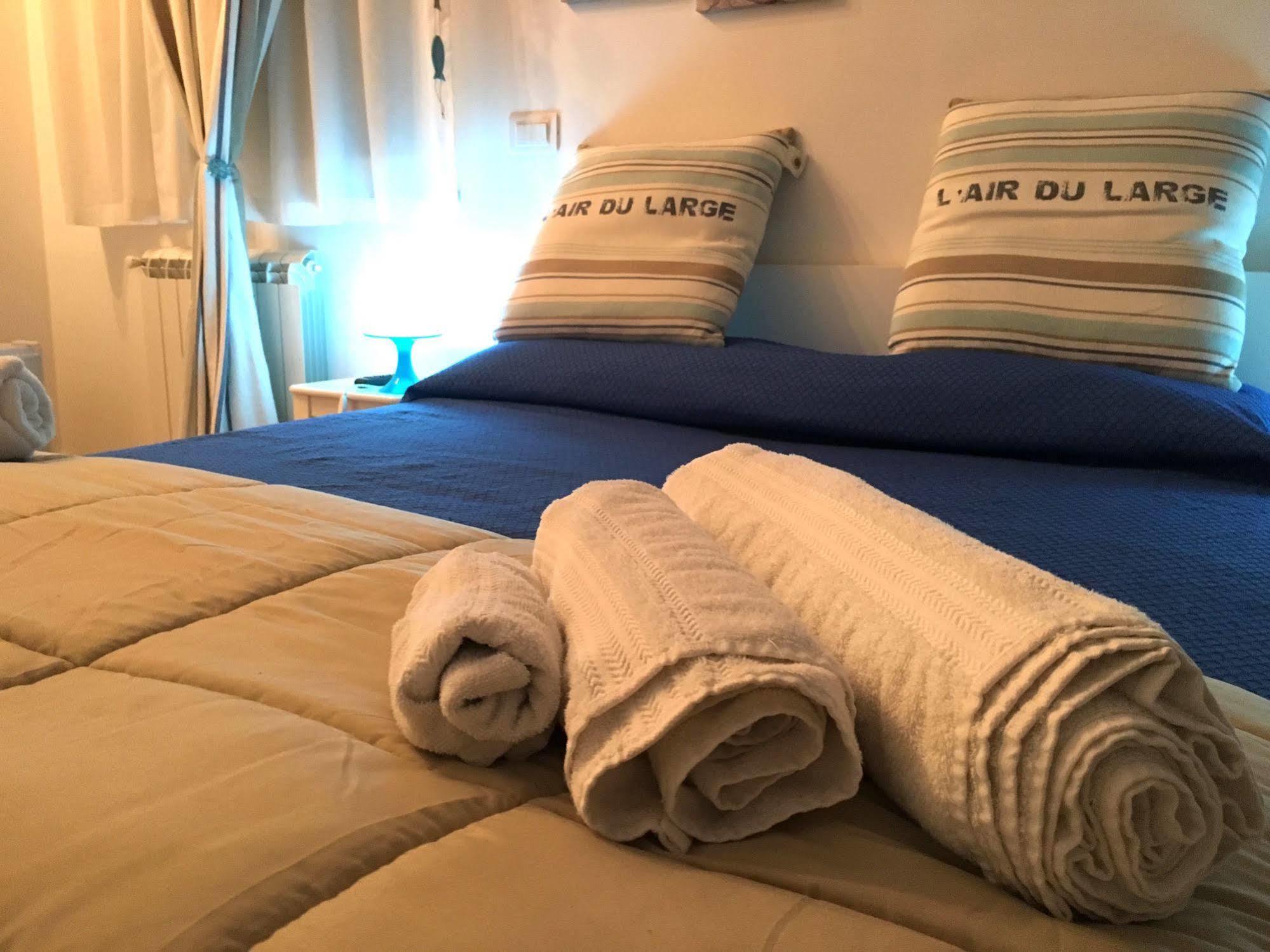 Spegni La Luce B&B Agropoli Εξωτερικό φωτογραφία